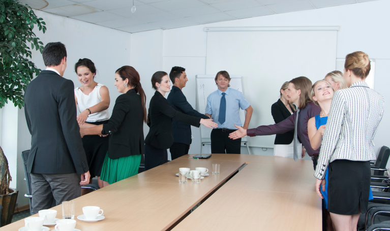 Feeling Chatty? Three Ways That Extroverts Can Survive Working From a Virtual Office